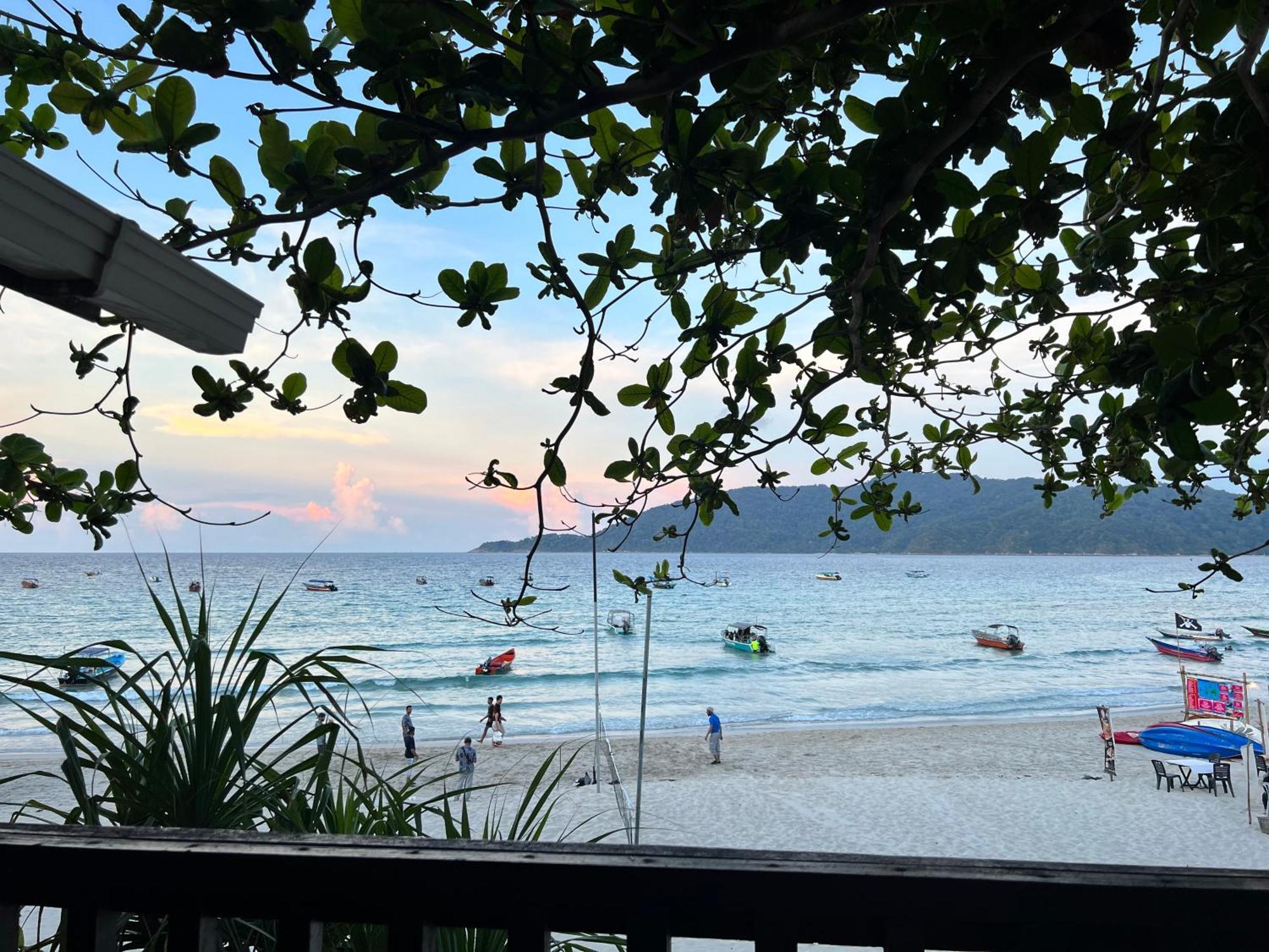 Ohlala Guesthouse Îles Perhentian Extérieur photo