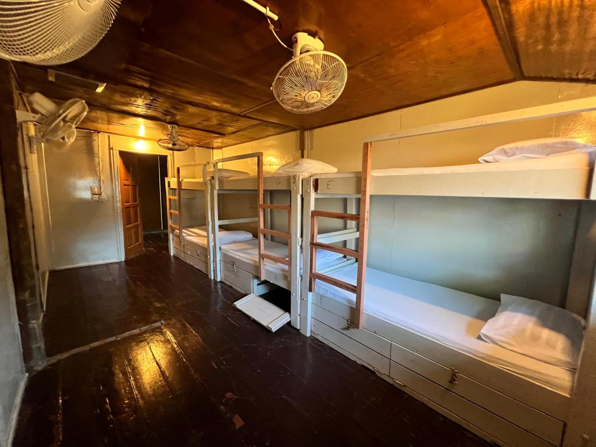 Ohlala Guesthouse Îles Perhentian Extérieur photo